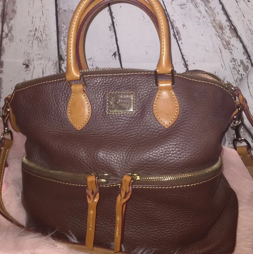 Vintage Dooney & Bourke Dual Handle Shoulder Strap Large Totebag Brown - Picture 3 of 16